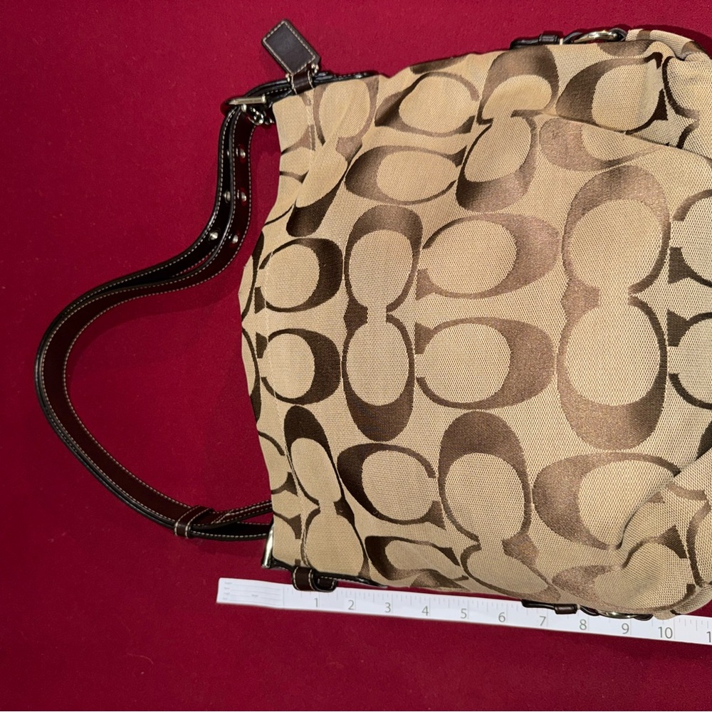 Coach Tan and Brown Signature Shoulder Bag Turns To Crossbody Bag - Picture 7 of 13